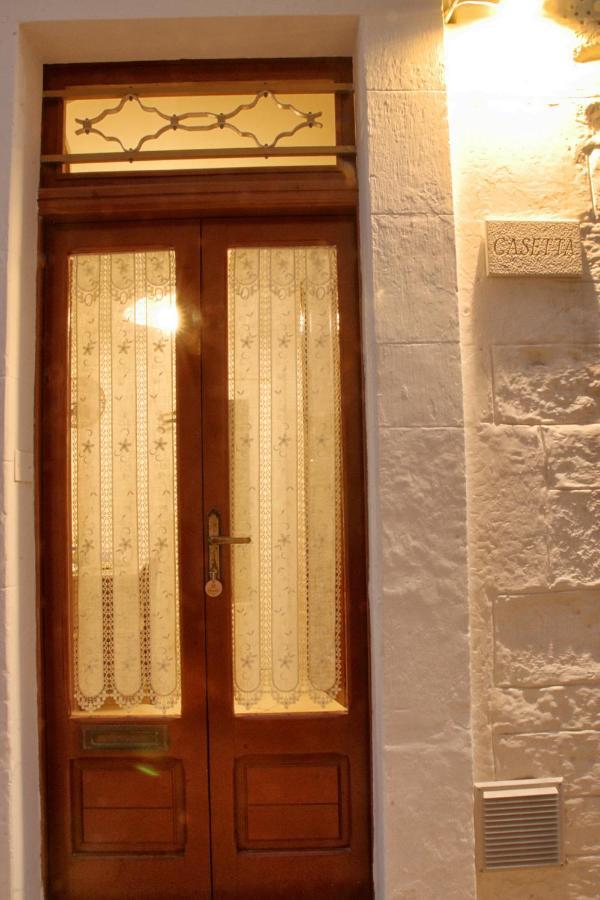 Casetta Nel Centro Storico Di Cisternino Eksteriør billede